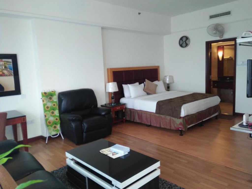 Sky Kl Suite At Time Square Kuala Lumpur Exterior foto
